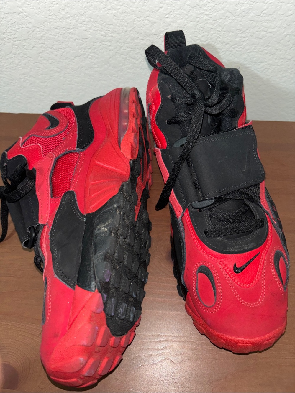Nike Red and Black Men's Athletic Sneakers with Strap